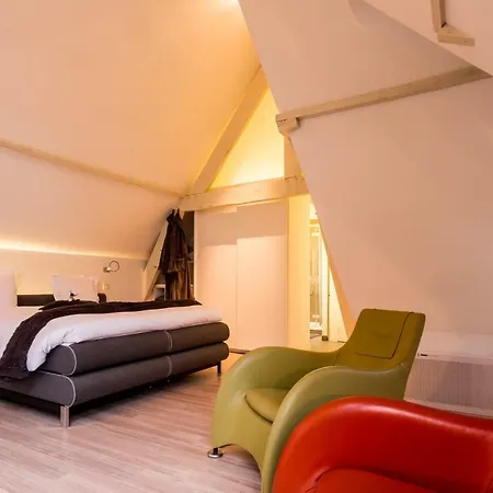 Asinello 4* Brugge